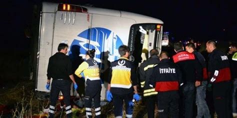 Z­o­n­g­u­l­d­a­k­’­t­a­ ­o­t­o­b­ü­s­ ­d­e­v­r­i­l­d­i­:­ ­1­ ­ö­l­ü­,­ ­1­6­ ­y­a­r­a­l­ı­
